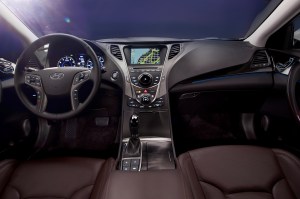 azera interior