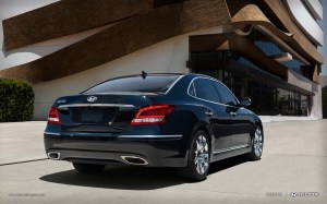 rear view of Hyundai Equus