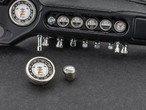 CMC Ferrari dash details