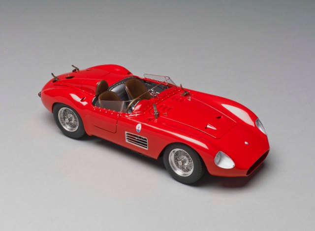 CMC 1:18 Maserati 300S 1956 Rouge - Réf M-105 - Modèle De Collection