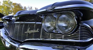 1960-Chrysler-Imperial-Front end