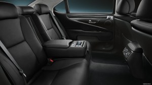 The rear seat is loaded with functions, including heat and seat heat controls.