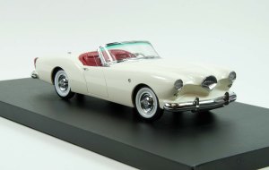 Automodello Kaiser Darrin