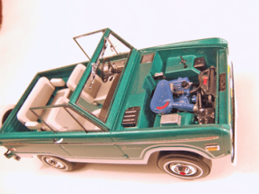super detailed promo models, pro-built model cars, promo models, ford bronco