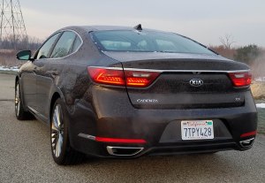 2017 Kia Cadenza