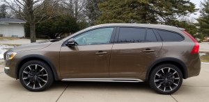 2017 Volvo V60 Cross Country