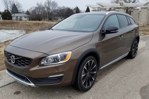 2017 Volvo V60 Cross Country