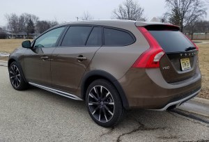 2017 Volvo V60 Cross Country