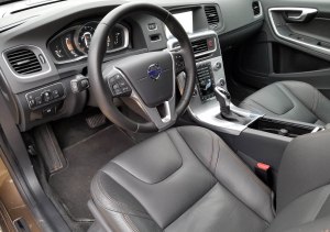 2017 Volvo V60 Cross Country