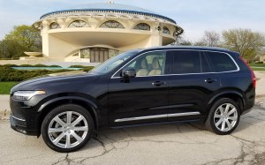 2017 Volvo XC90 T6