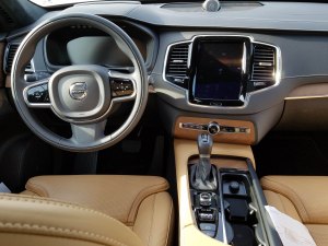 2017 Volvo XC90 T6