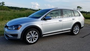 2017 VW Alltrack