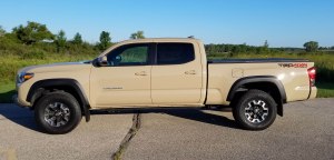 2017 Toyota Tacoma TRD