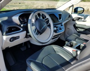 2018 Chrysler Pacifica plug-in hybrid