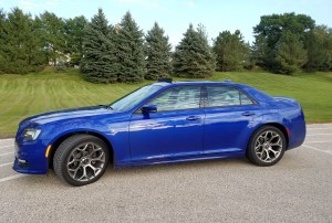 2018 Chrysler 300S