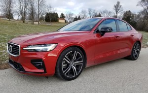 2019 Volvo S60 R-Design