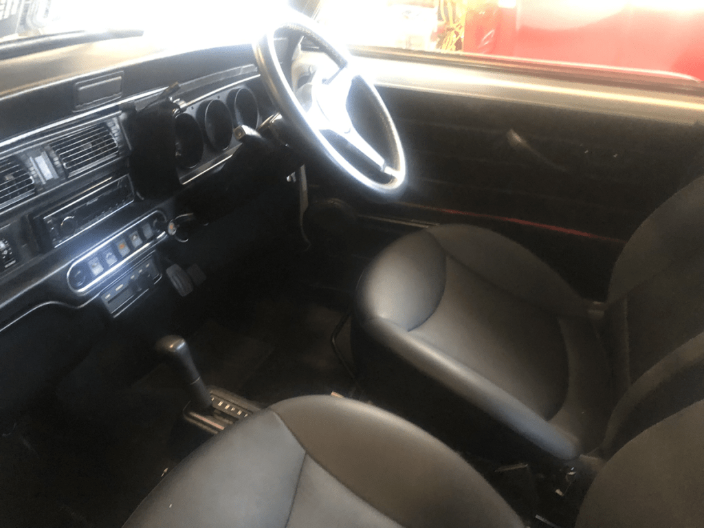 1992 Mini Cooper interior