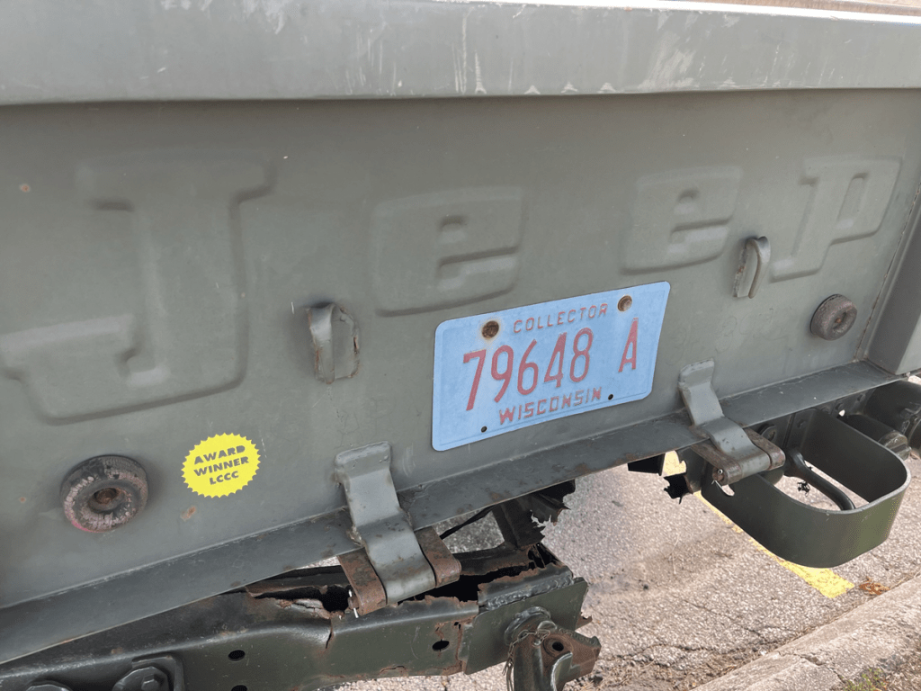 Kaiser Jeep M715 rear gate