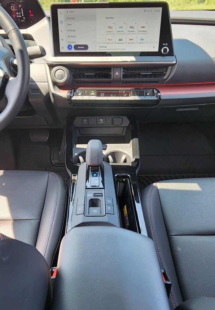 review-2023-toyota-prius-prime-xse-savage-on-wheels