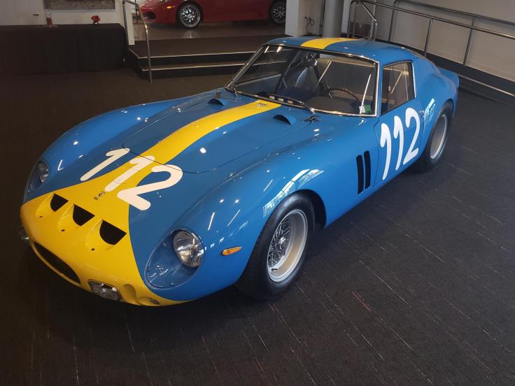 62 Ferrari GTO before he crowds