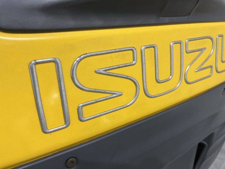 2001 Isuzu VehiCROSS logo